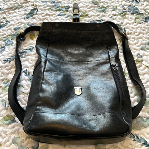 In Pell by Valentina Made in Italy Black Leather Backpack - Picture 12 of 17